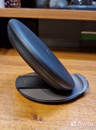 Беспроводная зарядка Samsung Fast Charge