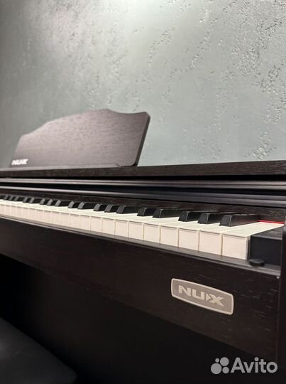 Цифровое пианино