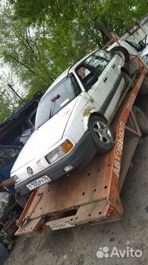 Volkswagen Passat B3 1.8 универсал в разборе