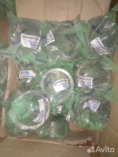 Втулка 81L6-00180