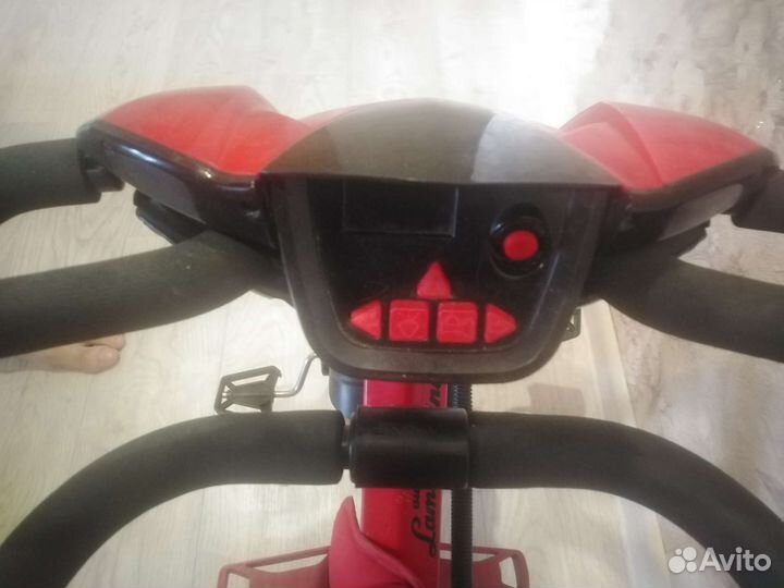 Велосипед lamborghini трёхколёсный