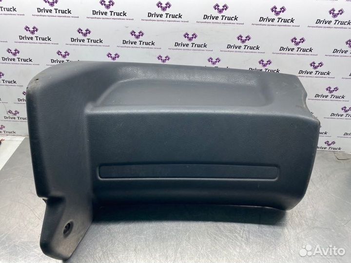 Накладка панели приборов правая Man Tga 18.430