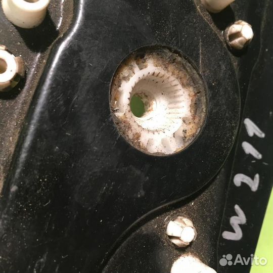 Стеклоподъемник электр. задний левый Мерседес Бе