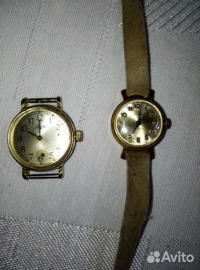 Часы советских времён