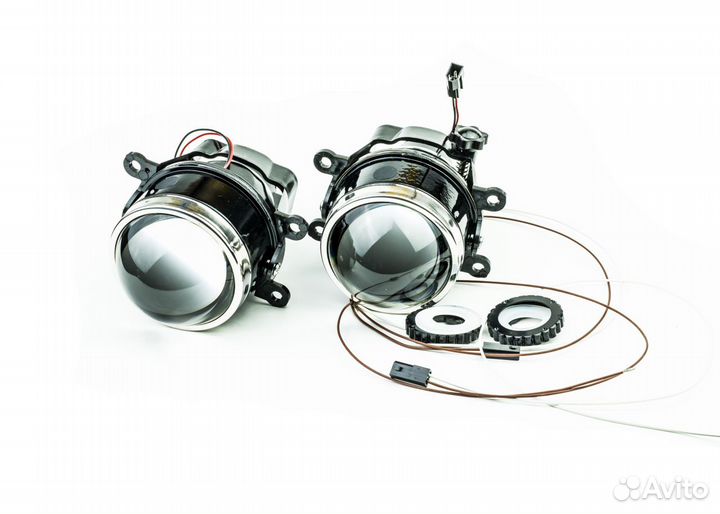 Линзованные противотуманные фары со шторкой