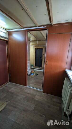 Раздвижные двери купе с зеркалом