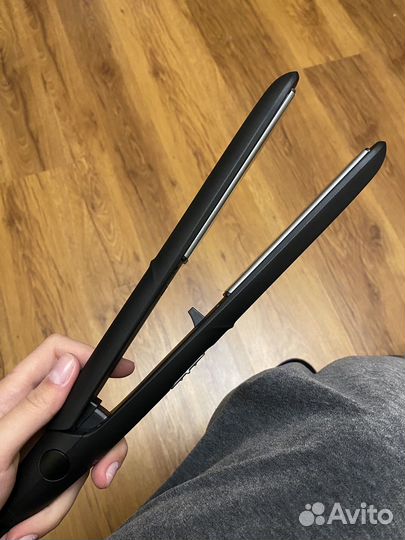 Выпрямитель для волос rowenta