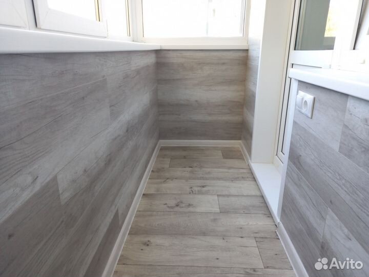 Отделка балкона