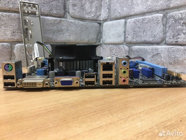 Связка asus P8H61-M LE + Core i5 2300