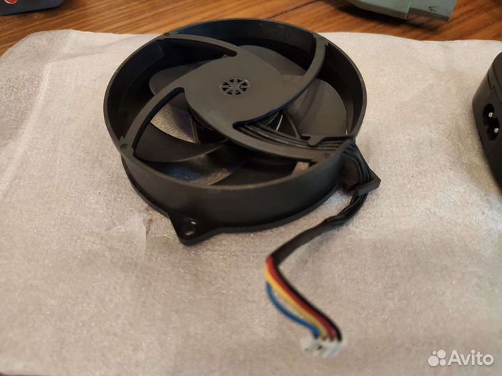 Аксессуары и зап. части для Wii, xbox360, PS3