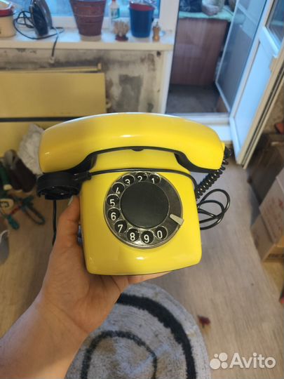 Старый телефон СССР дисковый