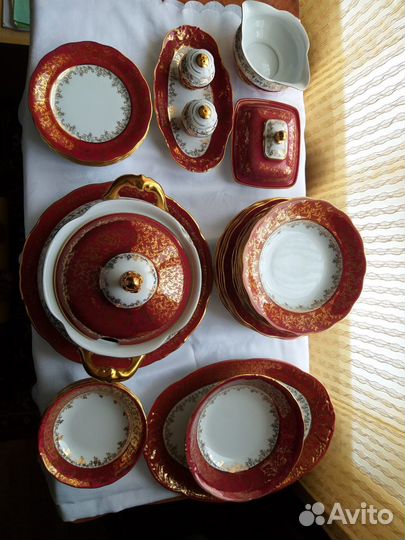Столовый сервиз новый