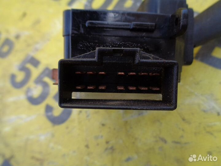 Переключатель стеклоочистителей Kia Sorento