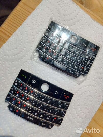 BlackBerry Bold 9000, 1 ГБ