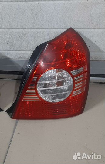 Hyundai Elantra 3 фонарь