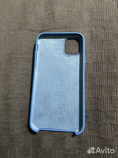 Чехол на iPhone 11