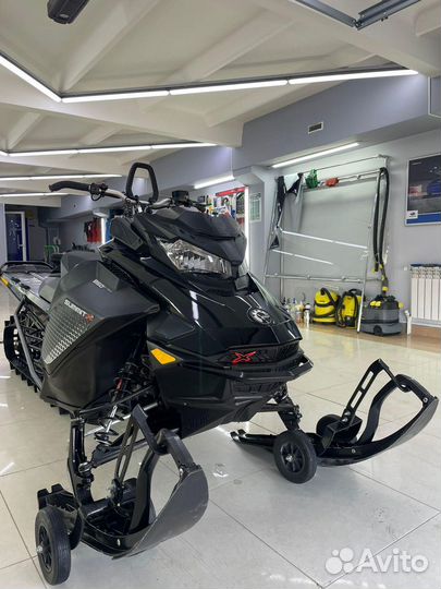 Снегоход SKI-DOO summit X165 850 E-TEC