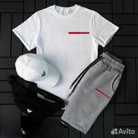 Спортивный костюм Prada