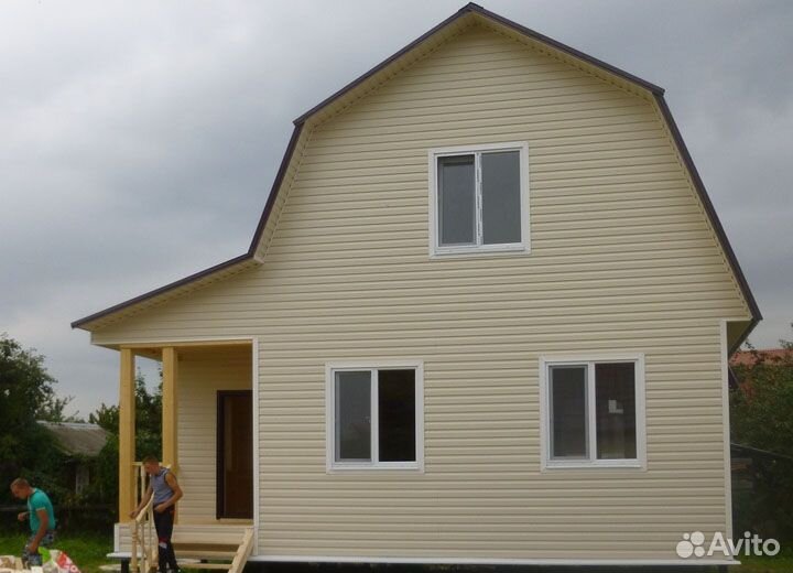 Бригада строителей