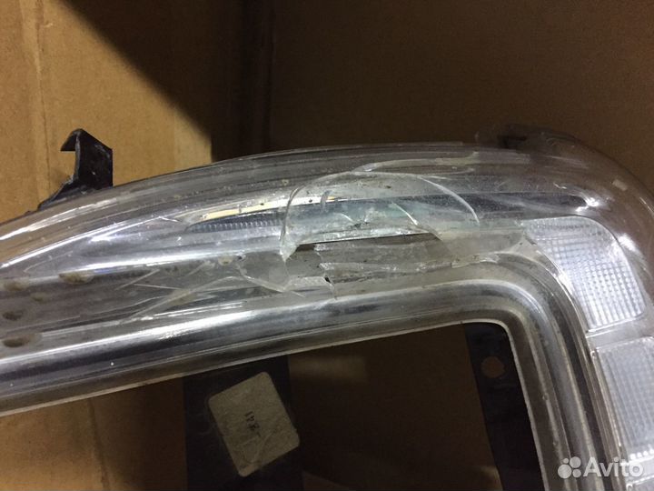 Фонарь переднего бампера дхо Renault Kaptur