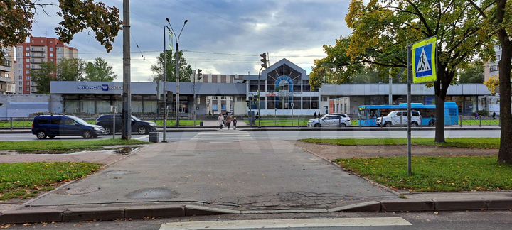 Торговая площадь, 180.4 м²