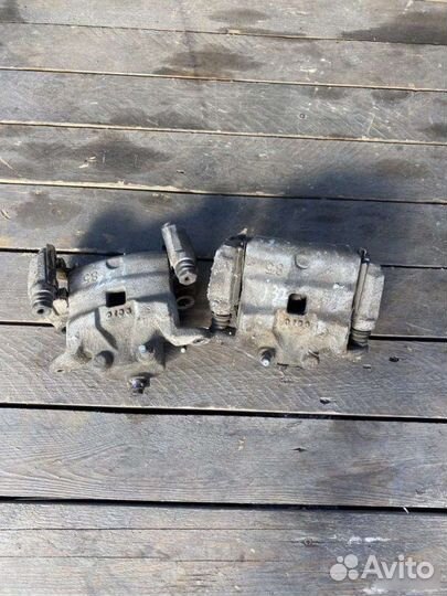 Суппорт передний Nissan Teana J32 2008-2011