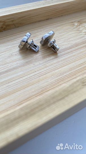 Серьги гвоздики van cleef