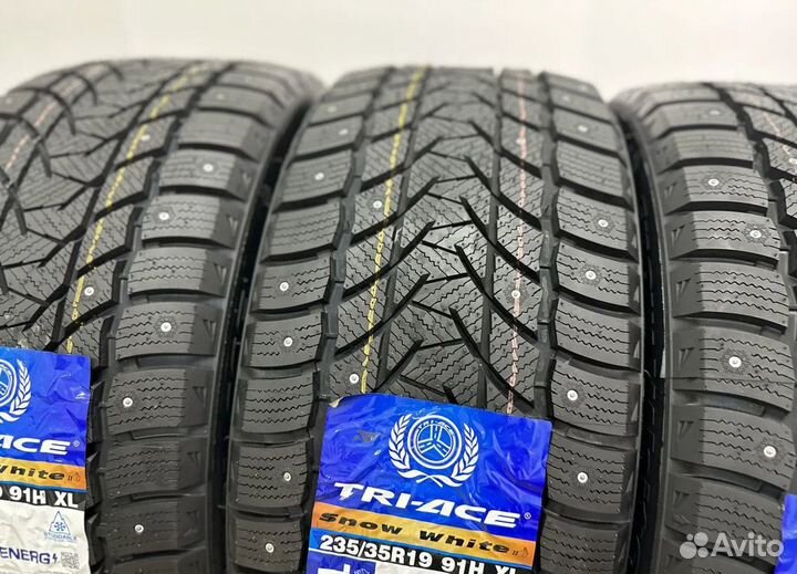 Tri Ace Snow White II 235/35 R19 71H