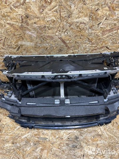 Передняя панель с радиаторами Bmw 5 Серия G30