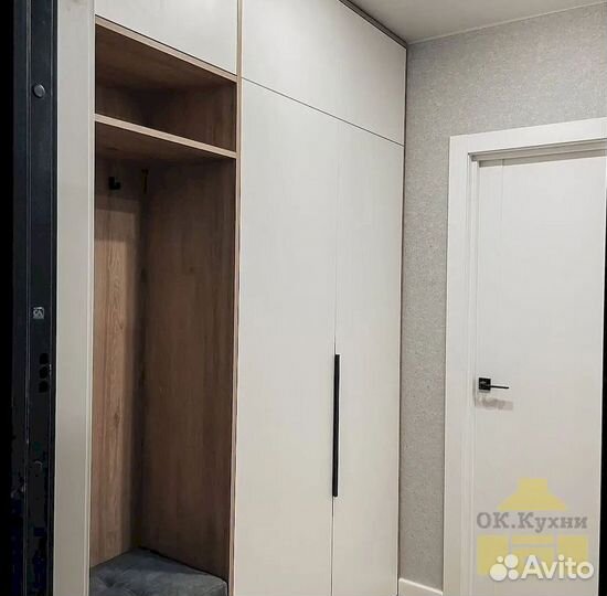 Распашной шкаф