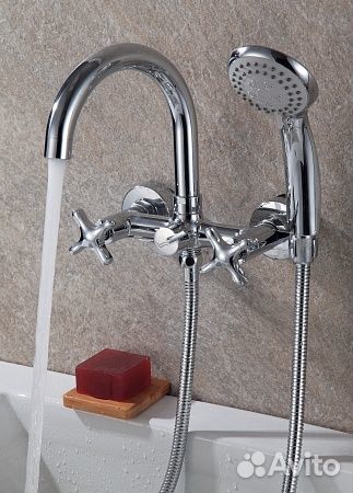 Смеситель Rossinka RS39-83 для ванны двуручный с поворотным изливом 165мм, хром