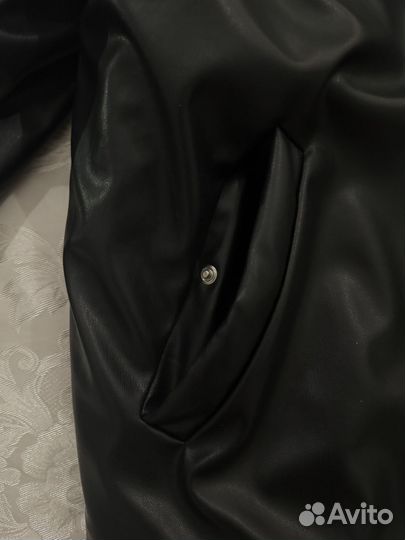 Кожаный бомбер