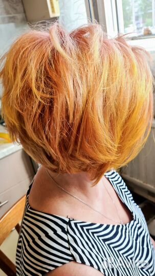 Парикмахер стилист колорист