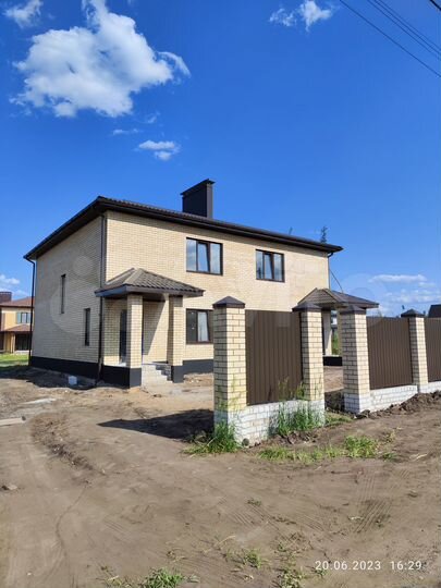 Таунхаус 140 м² на участке 6 сот.