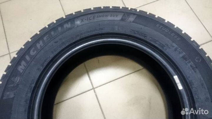 Michelin X-Ice Snow 255/40 R18 99H