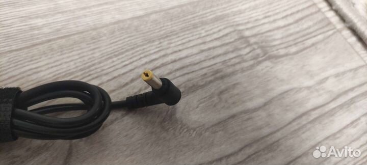 Новое зарядное устройство для ноутбуков