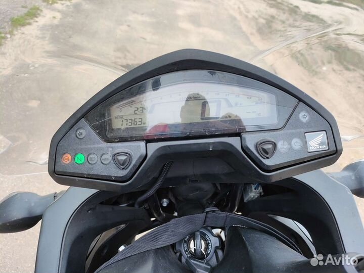 Honda VFR800X Crossrunner