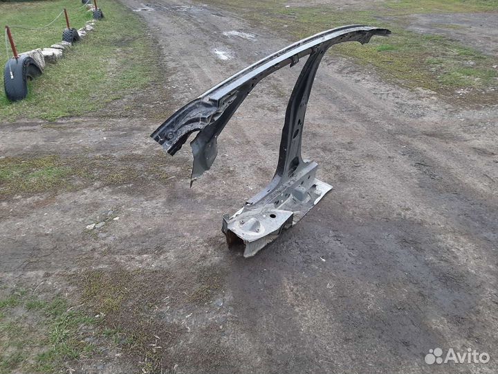 Средняя стойка Мазда 3