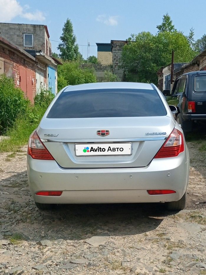 Geely Emgrand EC7: фото владельца