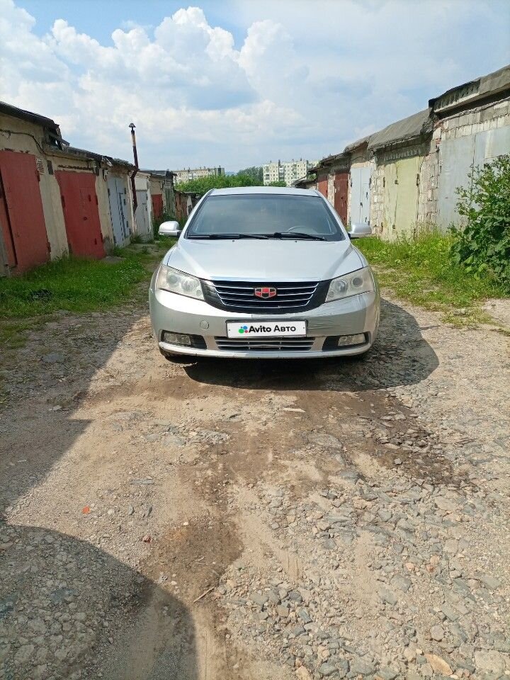 Geely Emgrand EC7: фото владельца