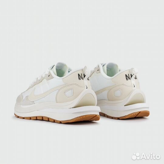 Nike Vapor Waffle x Sacai White / Gum