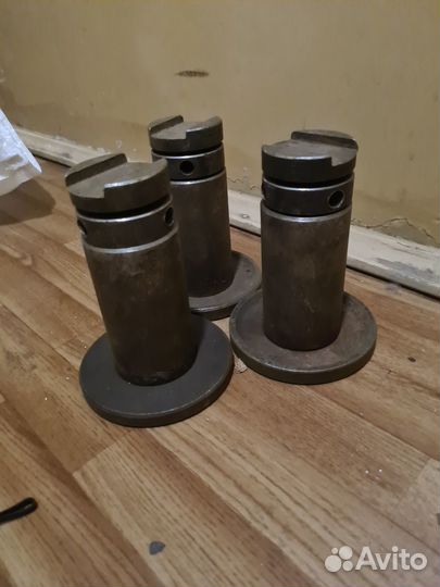 Подставки под автомобиль страховочные винтовые