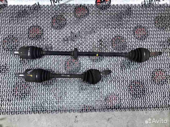 Полуось передняя правая (приводной вал, ШРУС) Honda Prelude