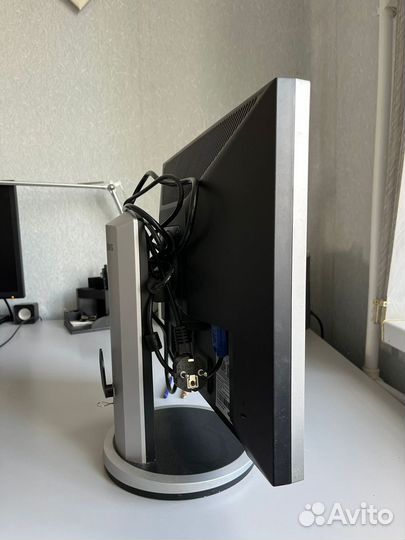 Монитор Samsung 940N 1280x1024 75гц