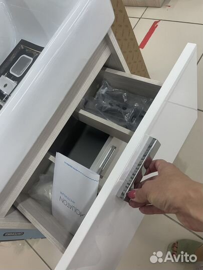 Продается новый стильный комплект 3 в 1 в ванную