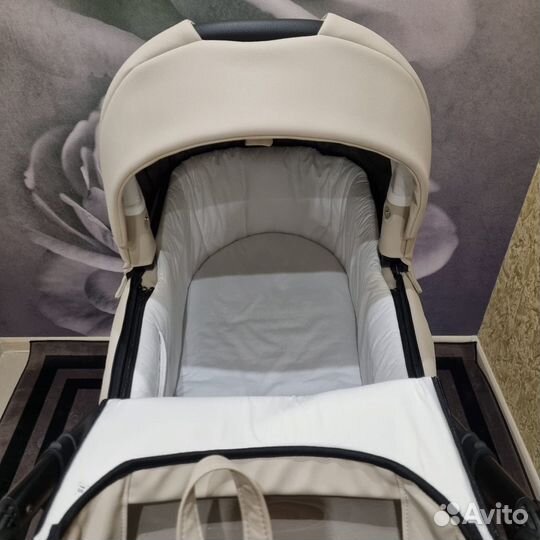 Продам детскую коляску