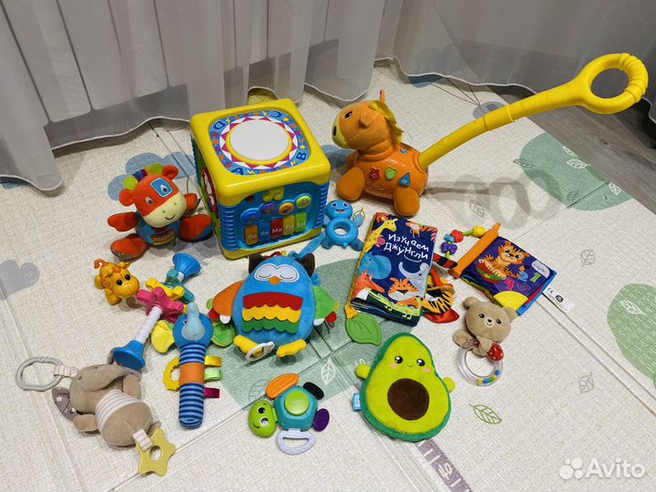 Развивающие игрушки пакетом