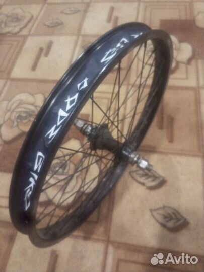 Колеса на bmx 20