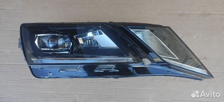 Фара правая full LED Skoda Octavia A7 FL