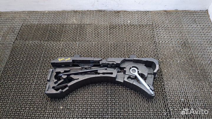 Набор инструментов штатный Jaguar F-Pace, 2016